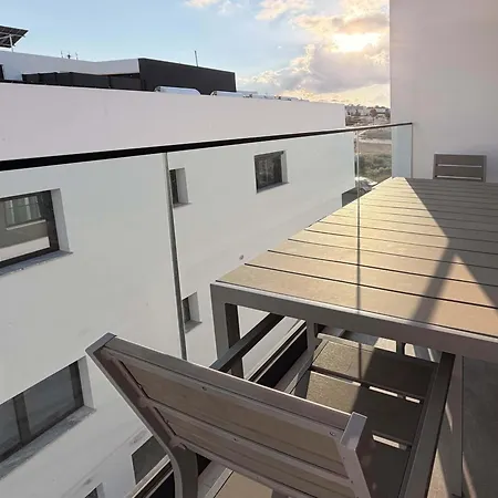 Cecilia Luxury Apartament *
